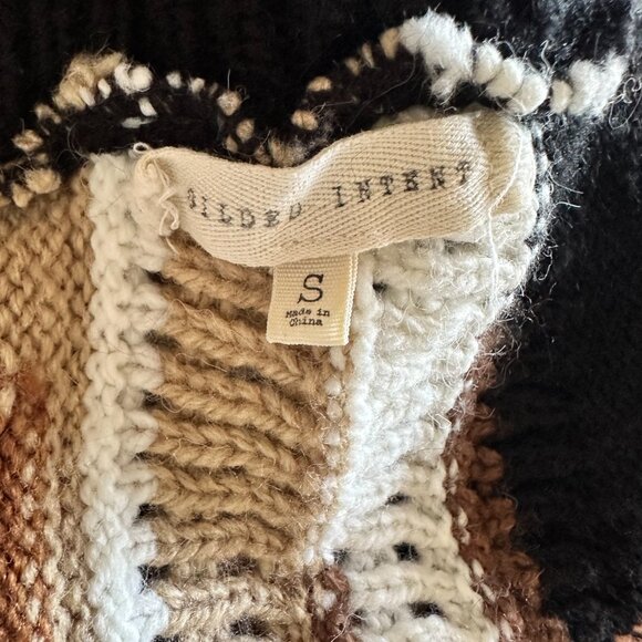 Gilded Intent Cozy Fall Sweater - Picture 6 of 6